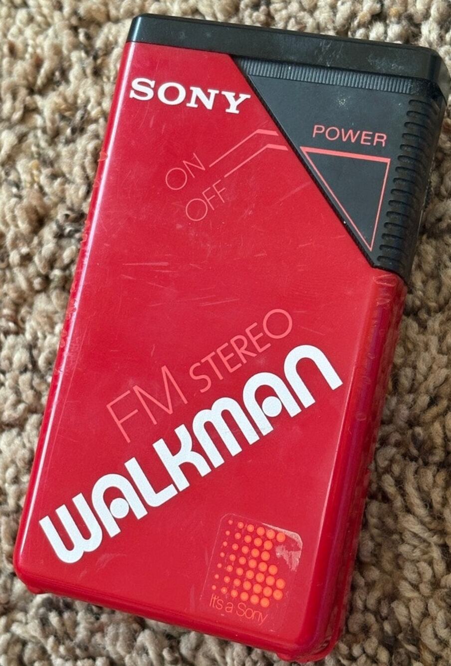 Sony Walkman SRF-20W Portable FM Stereo Radio Red Vintage 90s Pocket Tuner EUC